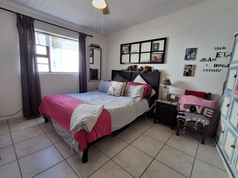 2 Bedroom Property for Sale in Britannia Bay Western Cape